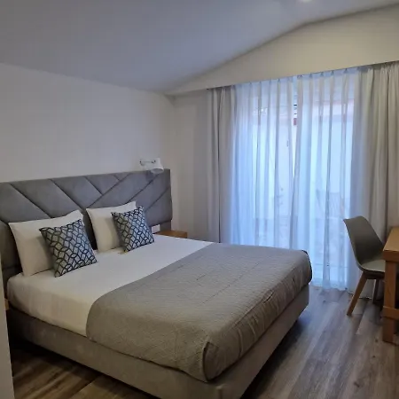 אורחן Soldouro Train אבאירו